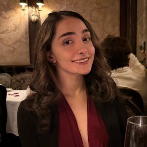 Meet your Posher, Nila